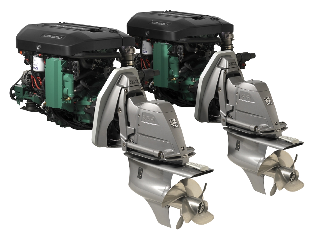 Двигатель D3-220I VOLVO PENTA