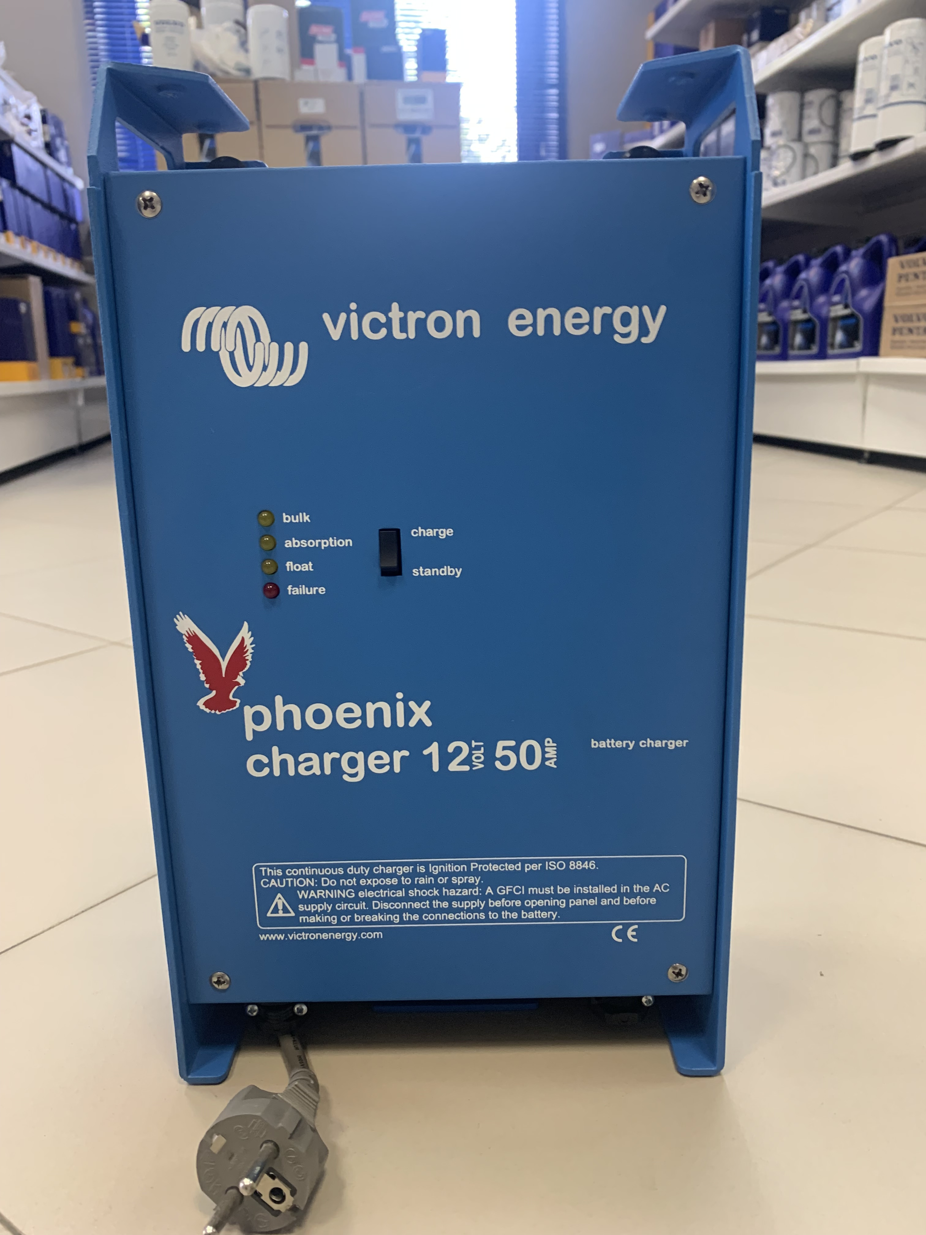 Зарядное устройство Victron Energy (55973)